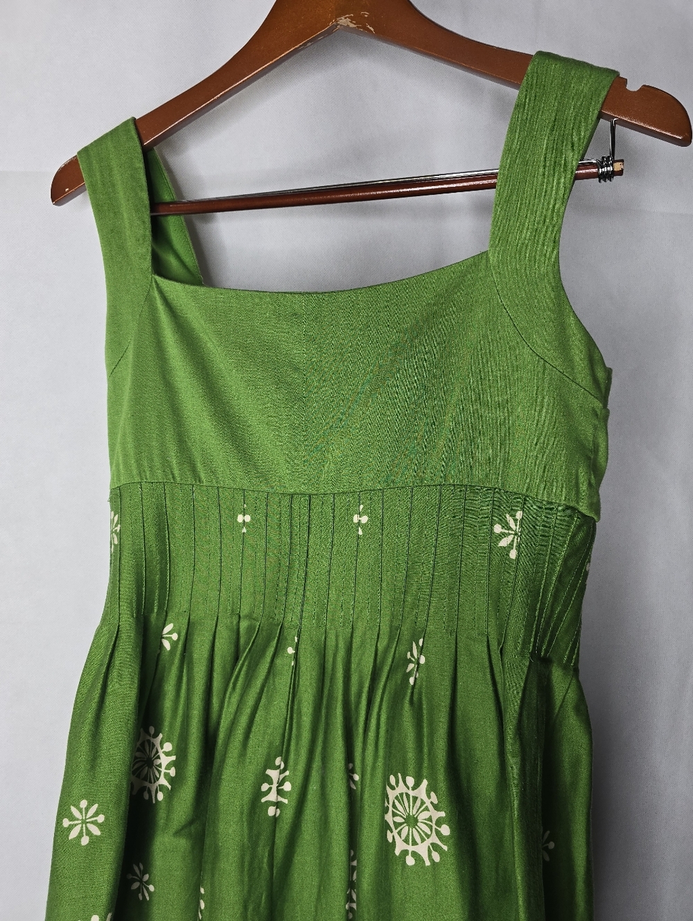 Dressbarn Fit Flare Dress Green Retro Print Sleeveless Beaded Sweetheart Neck 4 - Picture 6 of 12